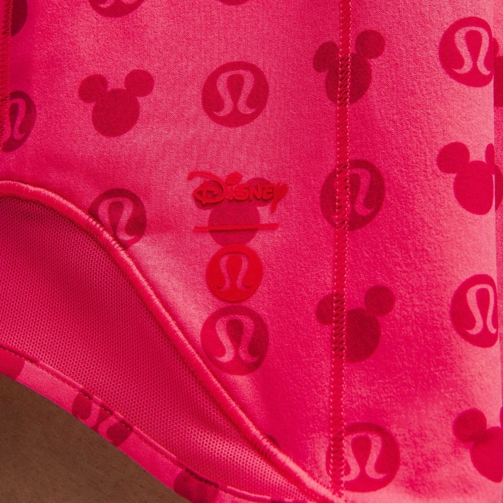 Lululemon Disney Hotty Hot HR 4in - Picture 6 of 8